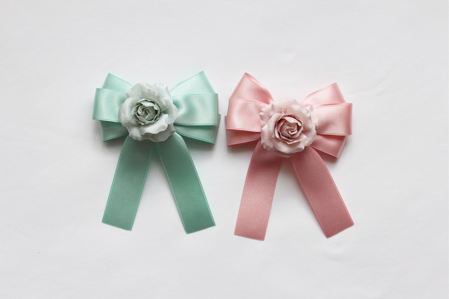 flower ribbon emerald