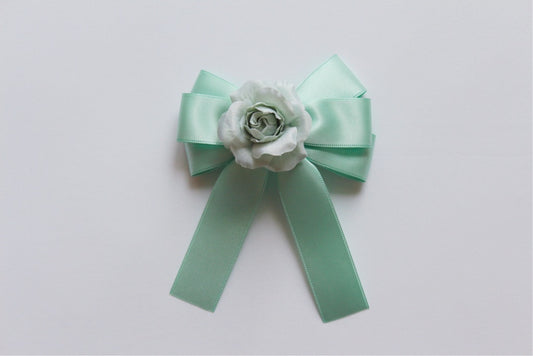 flower ribbon emerald